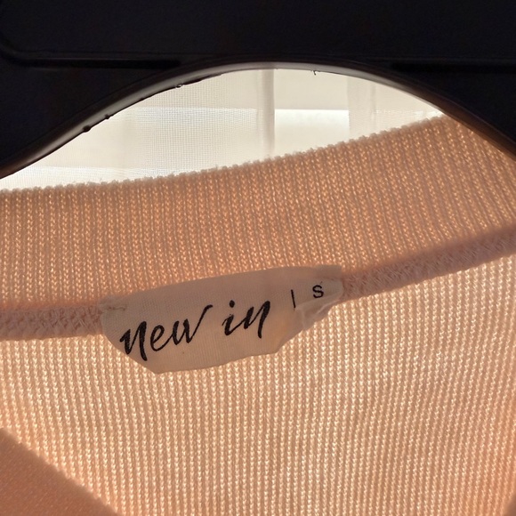 Light Pink Long Sleeve Ruffle Top - Picture 3 of 3